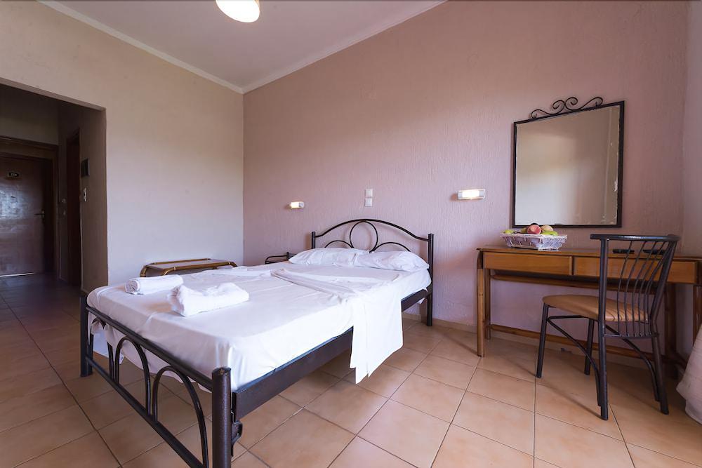 Galaxy Hotel Argostoli  Eksteriør billede
